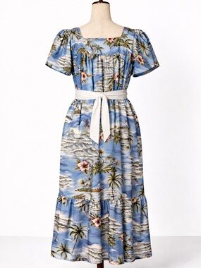 Vintage Hawaiian dress with bottom ruffle, blue with "Hawaii" script muumuu. L